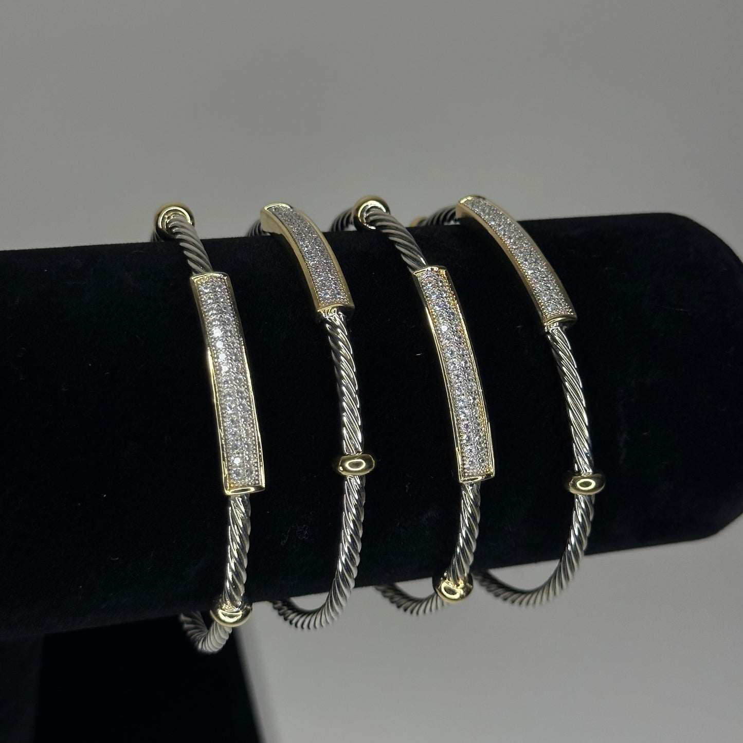 Bar Cable Bracelet